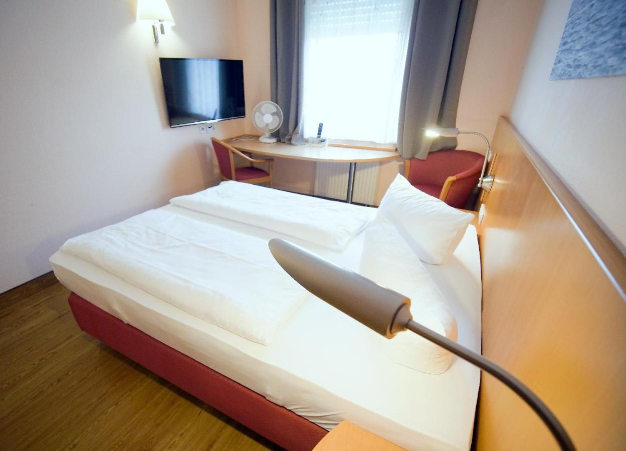 Hotel Sunparc - Shuttle Zum Europa-Park Rust 4Km & Rulantica 2Km Ringsheim Exterior photo